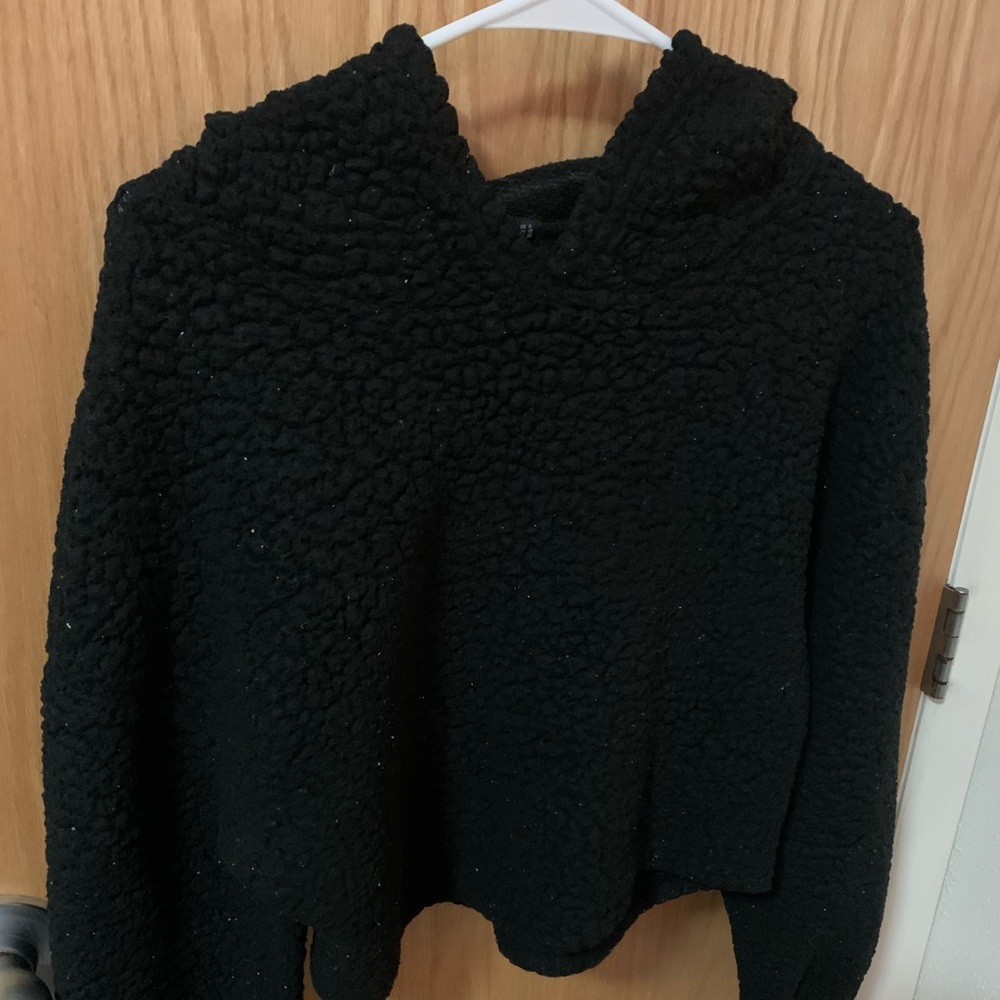 Fluffy Cropped Sweater